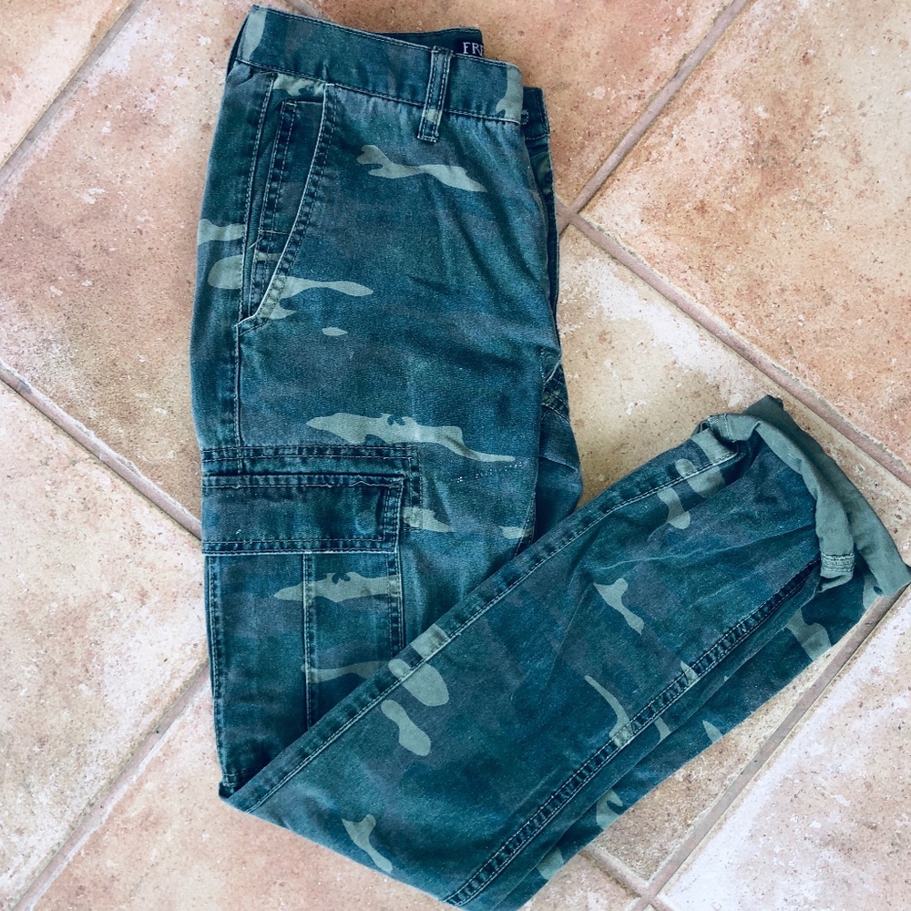 Free World Messenger Camo Pants Men's SZ 28